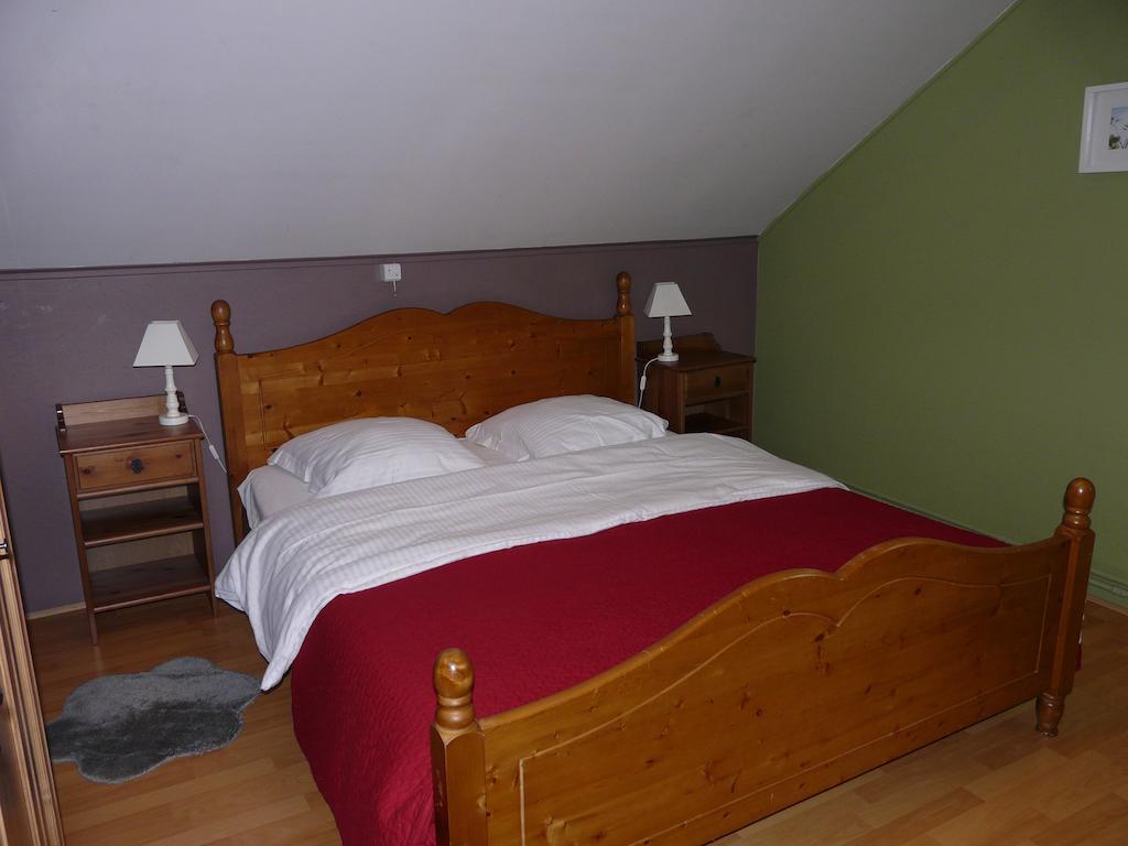 Bed En Breakfast Le Freyr دينانت المظهر الخارجي الصورة
